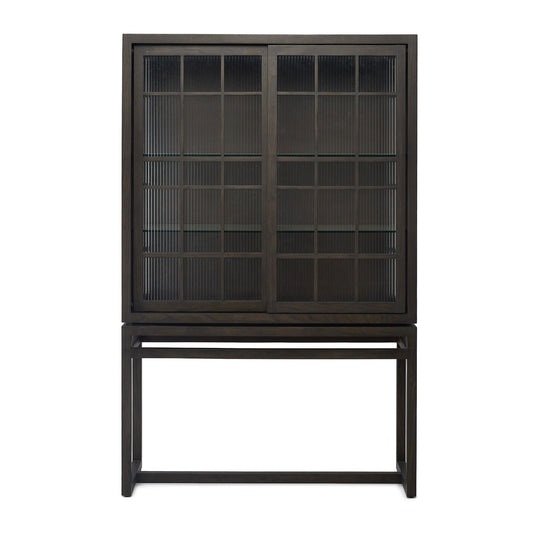 Interlude Hadley Cabinet