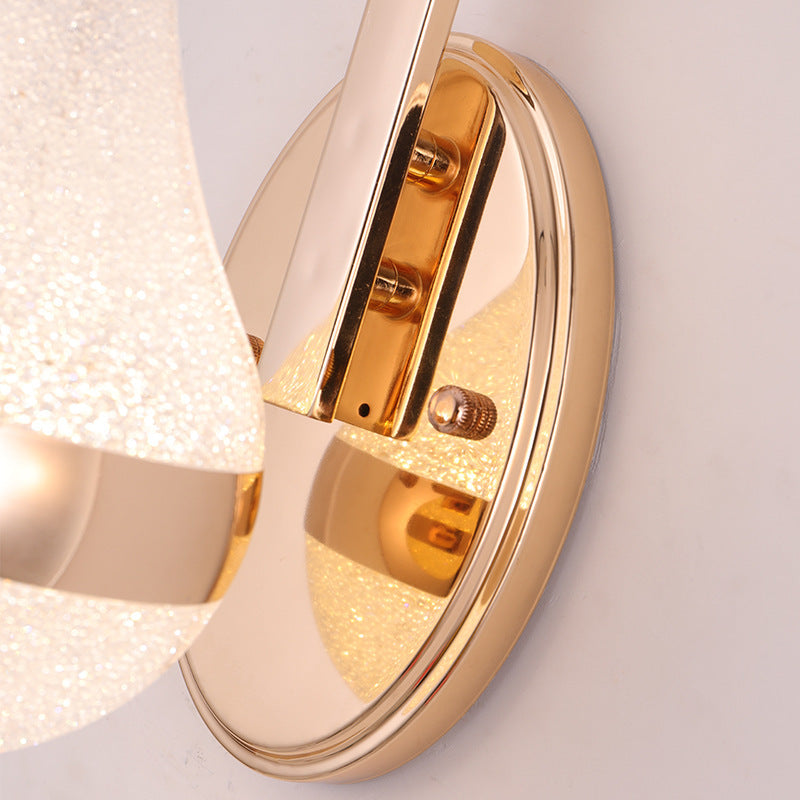 LumaDrop Minimalist LED Wall Lamp – Acrylic Bedside Elegance