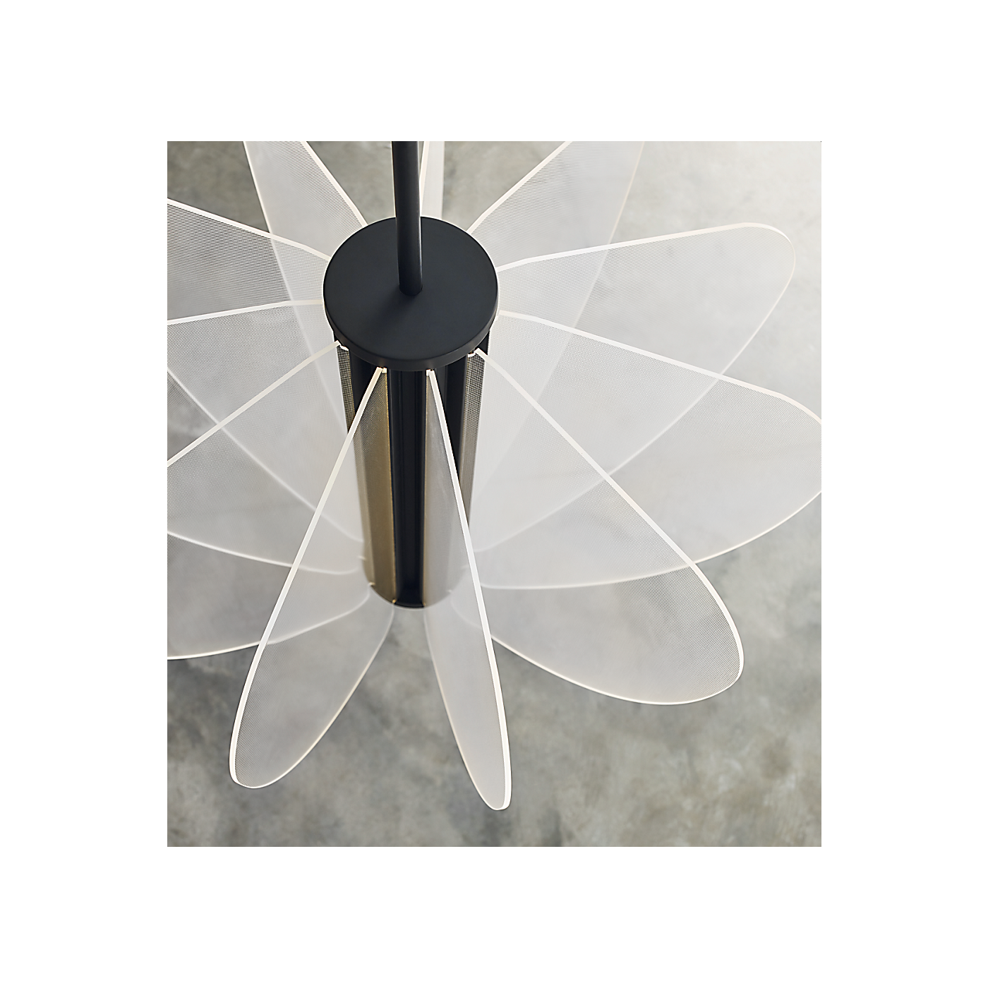 Nyra 28 Chandelier
