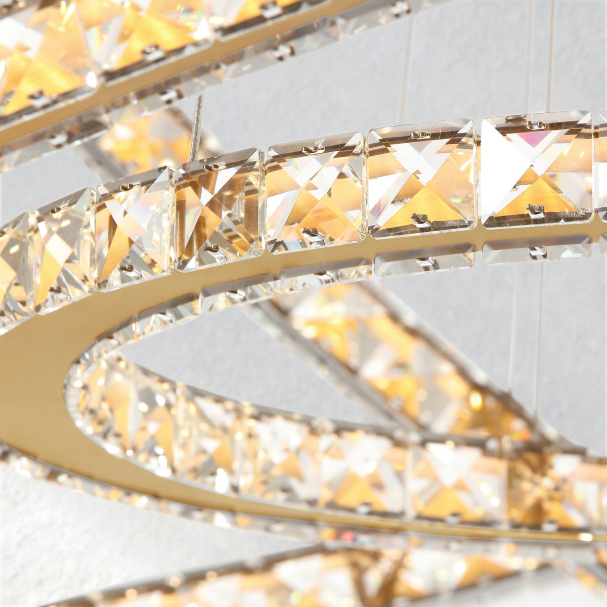 Furnio Lumevia 3-Round Chandelier
