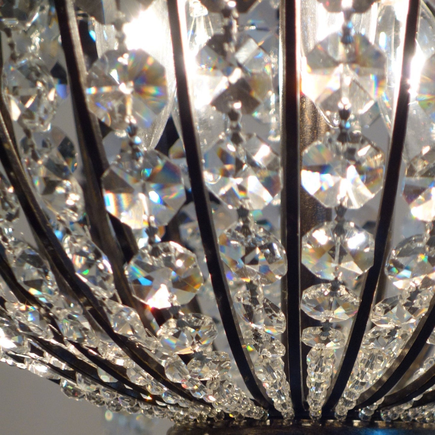 Vanderbilt 34'' Hand Cut Crystal English Bronze Chandelier Bronze 34"W x 42"H x 34"D