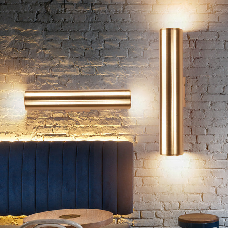 Vintage Iron Wall Lamp – Retro Industrial Style Light