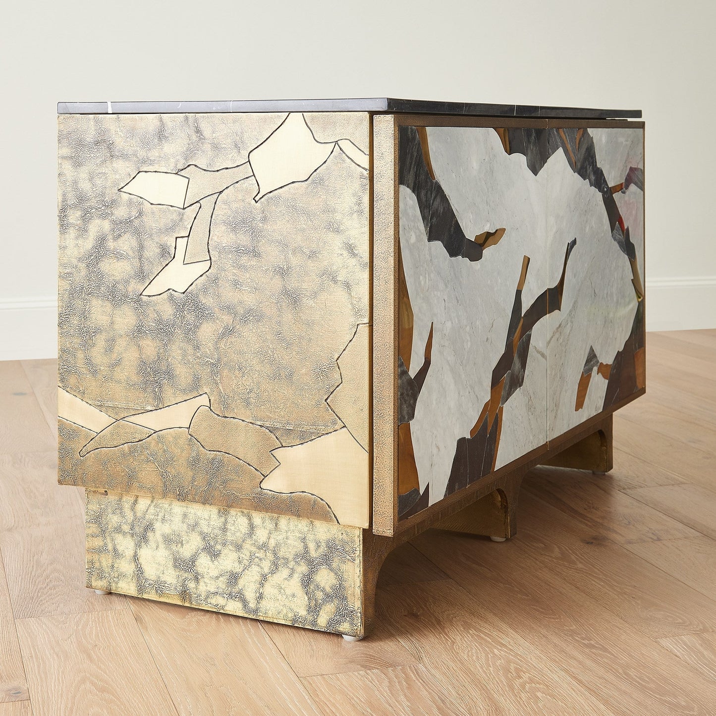 Global Views Inlay Chest
