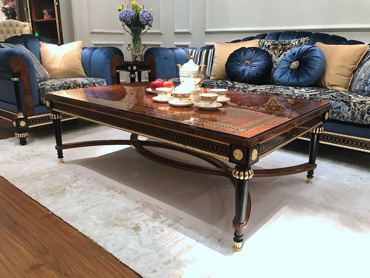 E-69 Rectangular Wood Coffee Table in Traditional Style