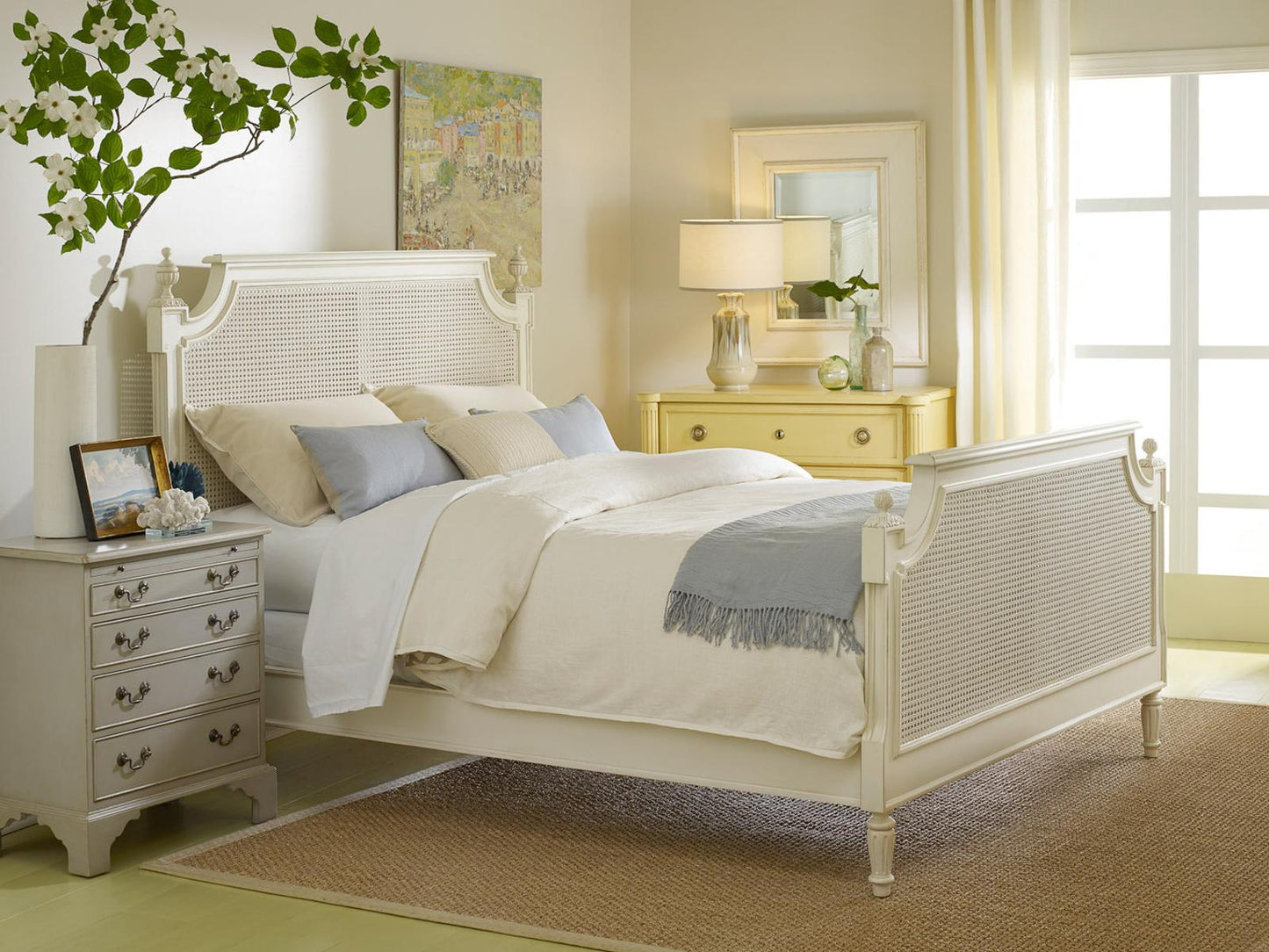 Chateau Wood Panel Bed King Size