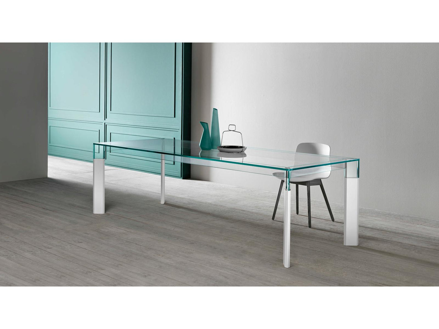 Perseo Rectangle Extra Clear Glass Dining Table with Customizable Wood Legs