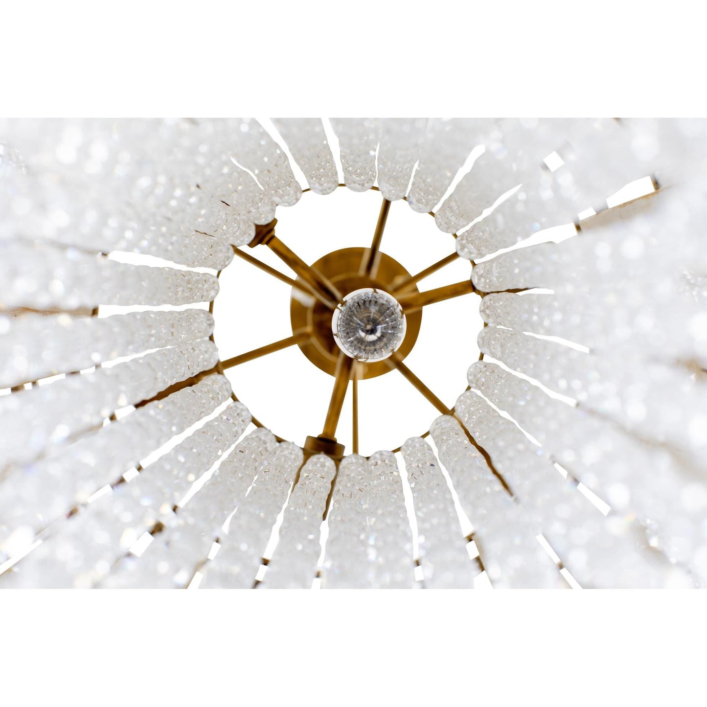 Varaluz Lafayette 24 Inch 7 Light Chandelier Cp749242