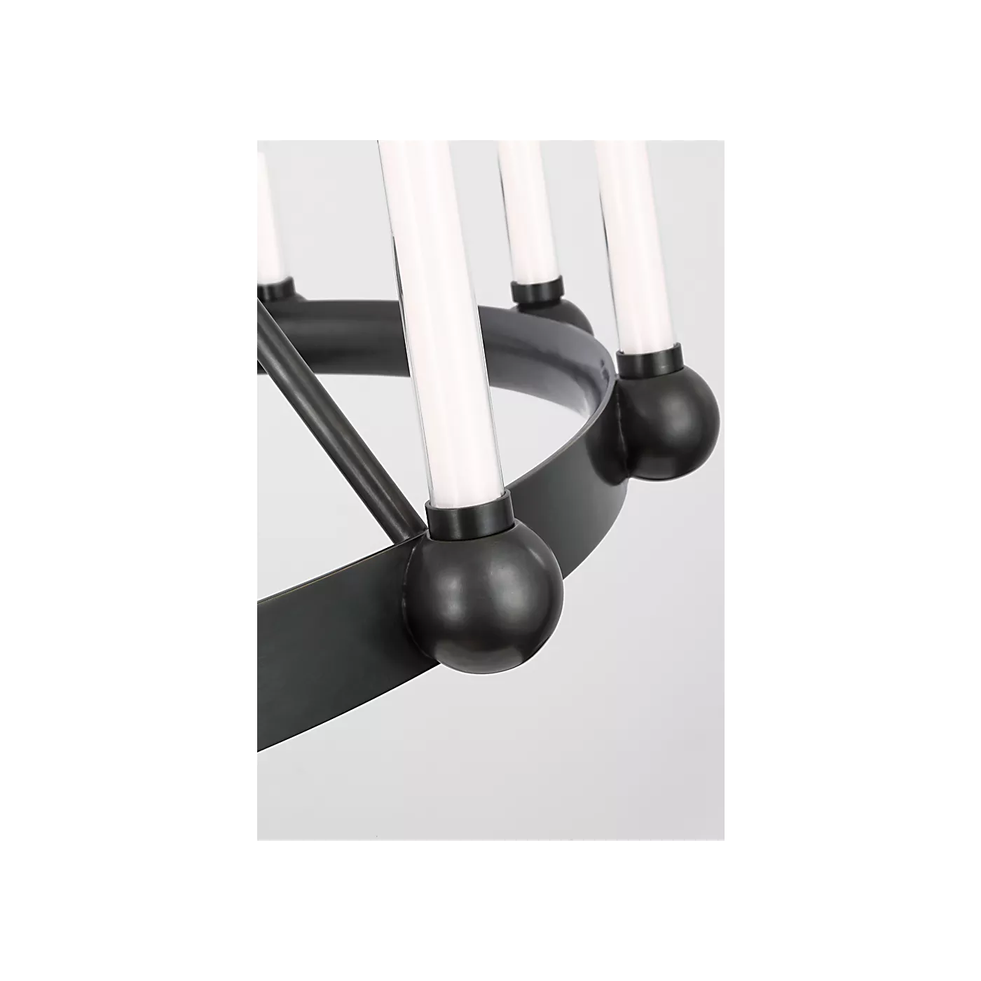 Jeffery Medium Ring Chandelier