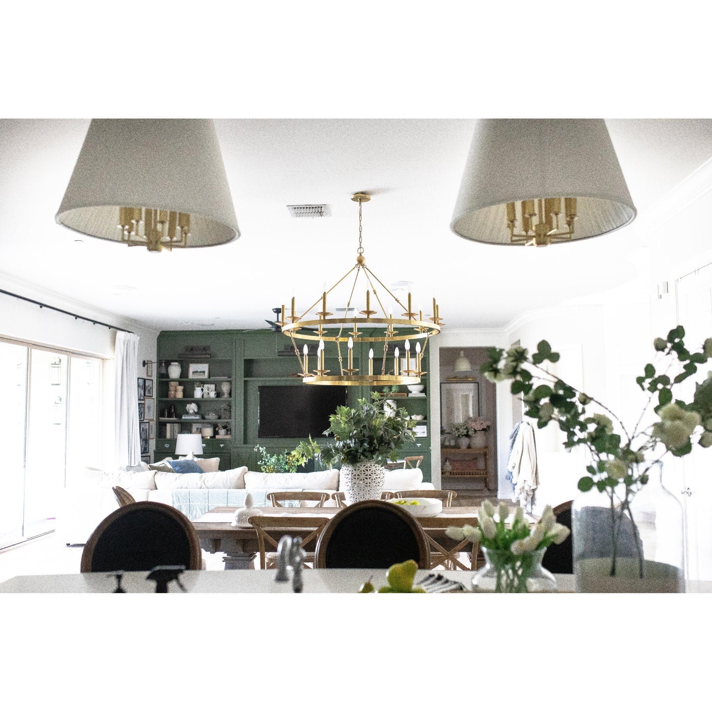 Allendale 20-Light Chandelier in Aged Brass 46.75L x 46.75W x 38H