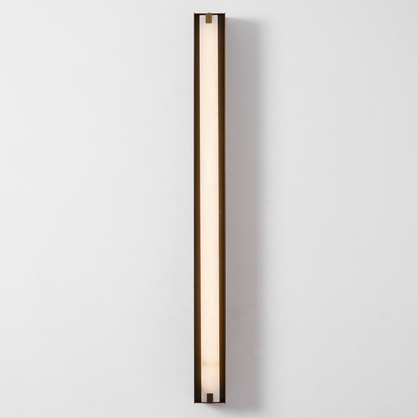 Alvara Alabaster Vertical Wall Sconce