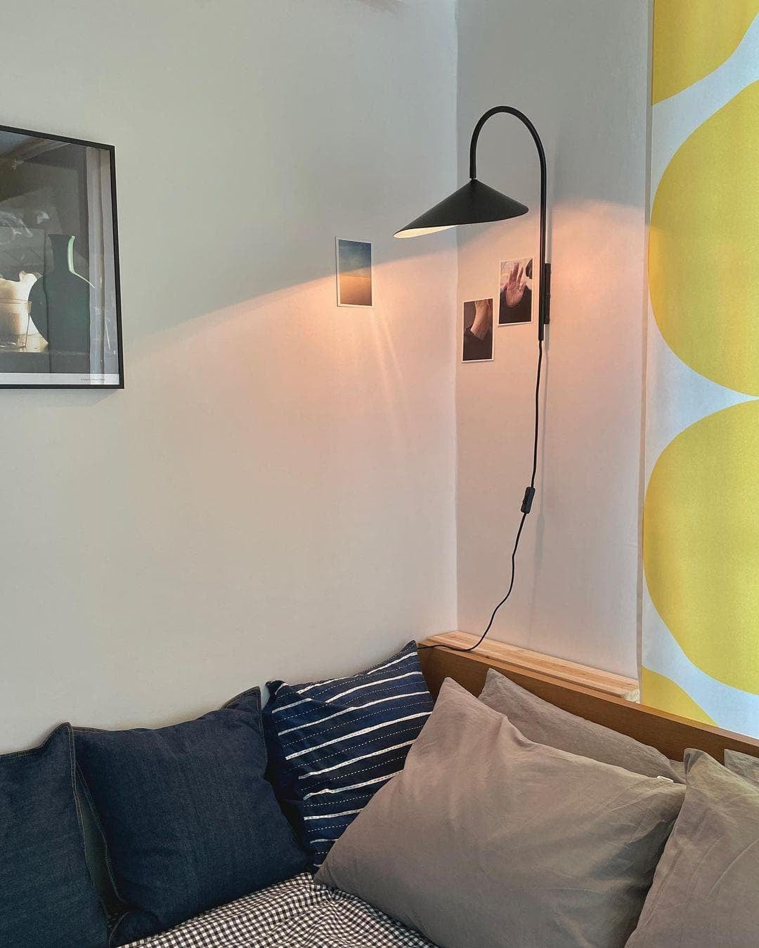 Aruma Swivel Wall Lamp