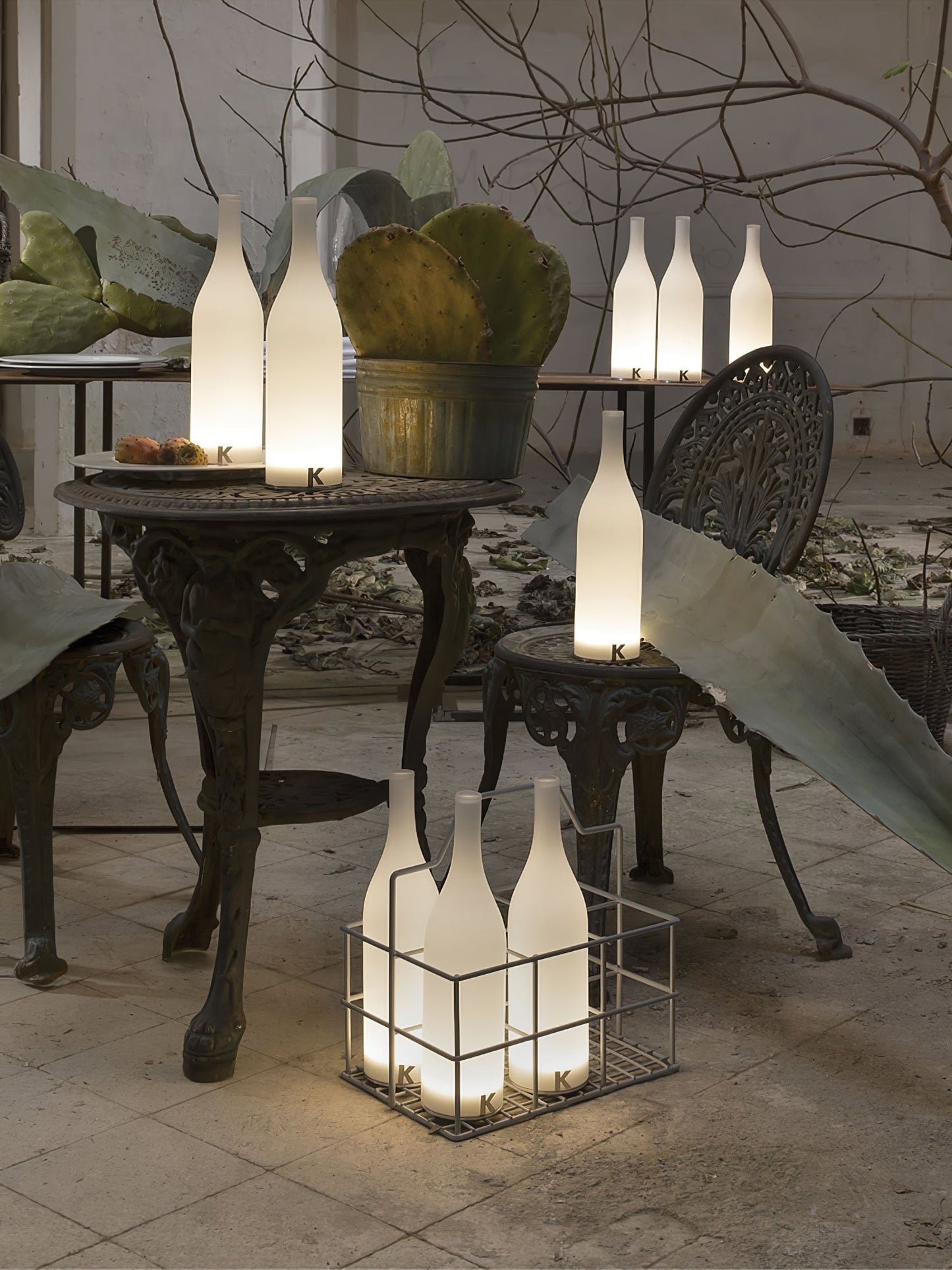 Baccaro Rechargeable Table Lamp