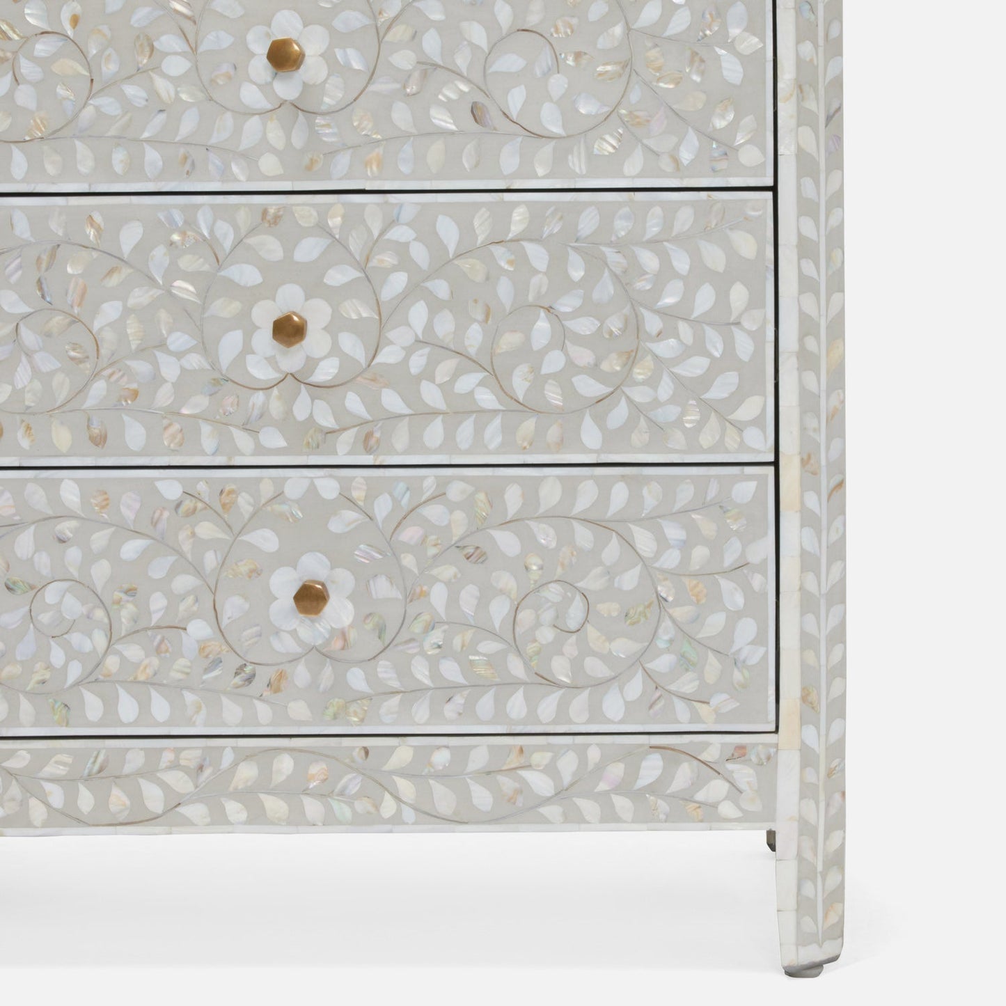 Hessa 60" Dresser