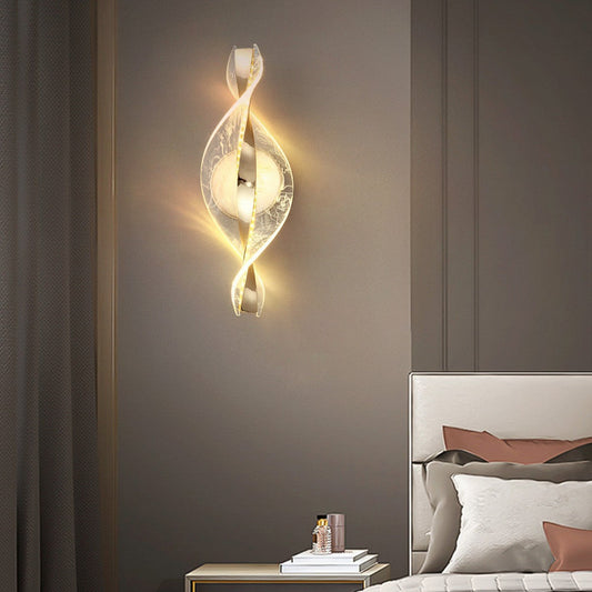 Golden Aluminum Wall Lamp