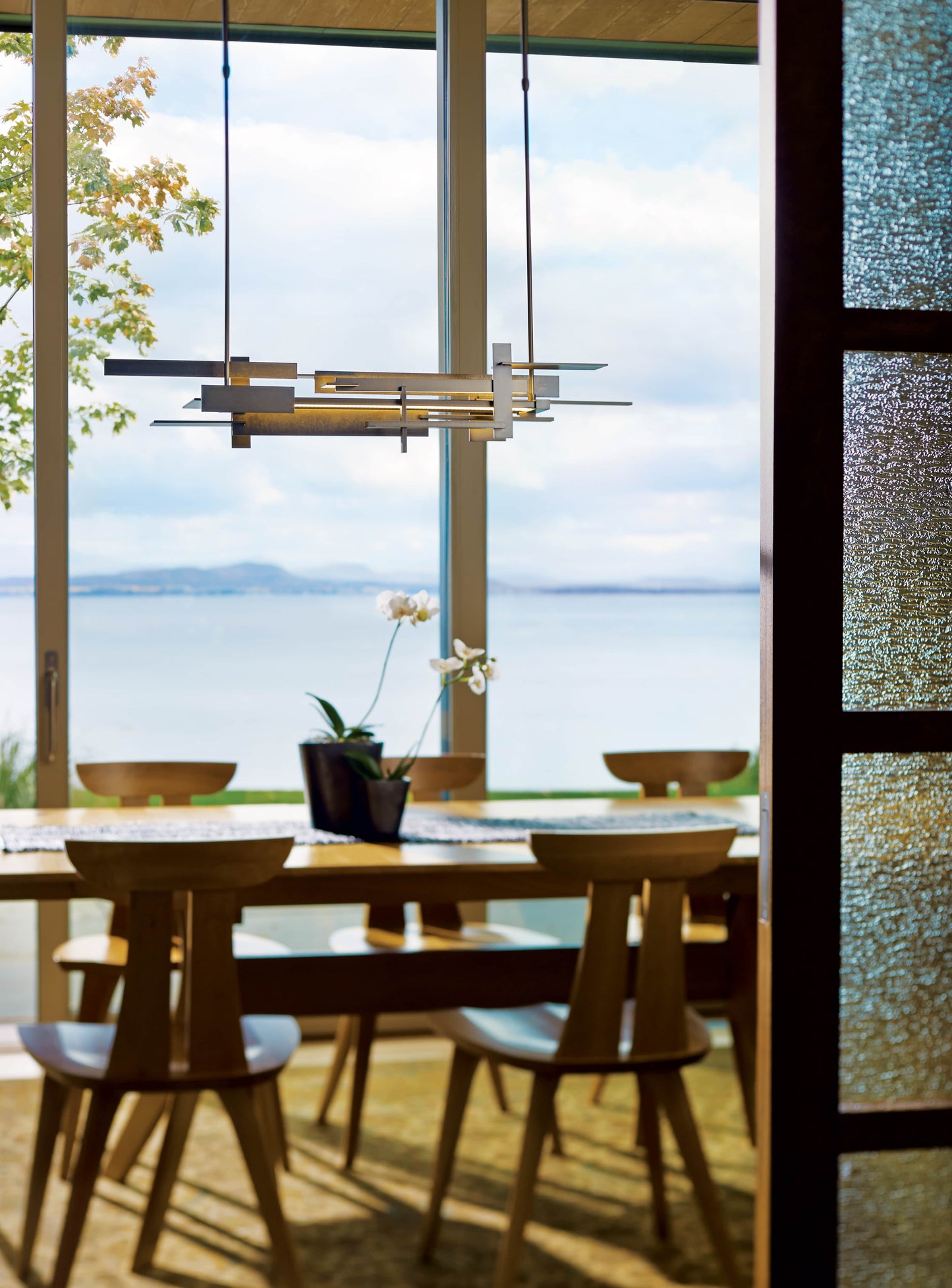 Planar 9" Wide Linear Pendant