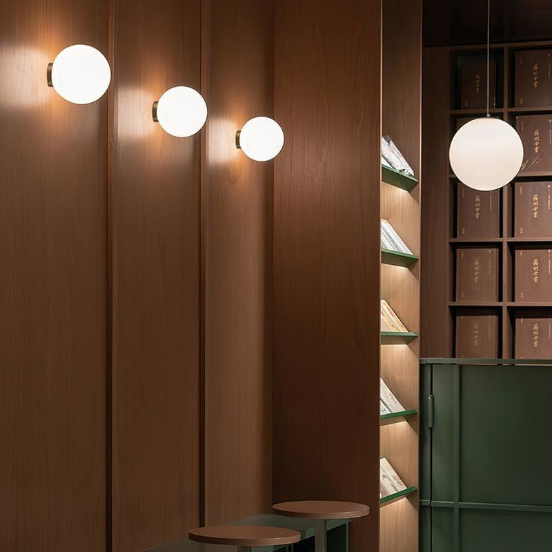 Nordic Round Spherical Wall Lamp
