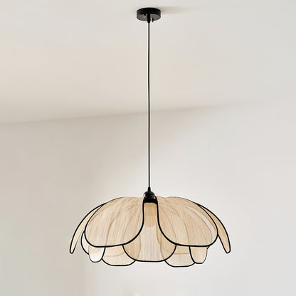 Verdalia Leaf Pendant