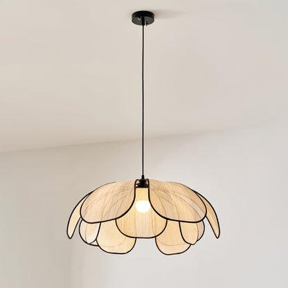 Verdalia Leaf Pendant